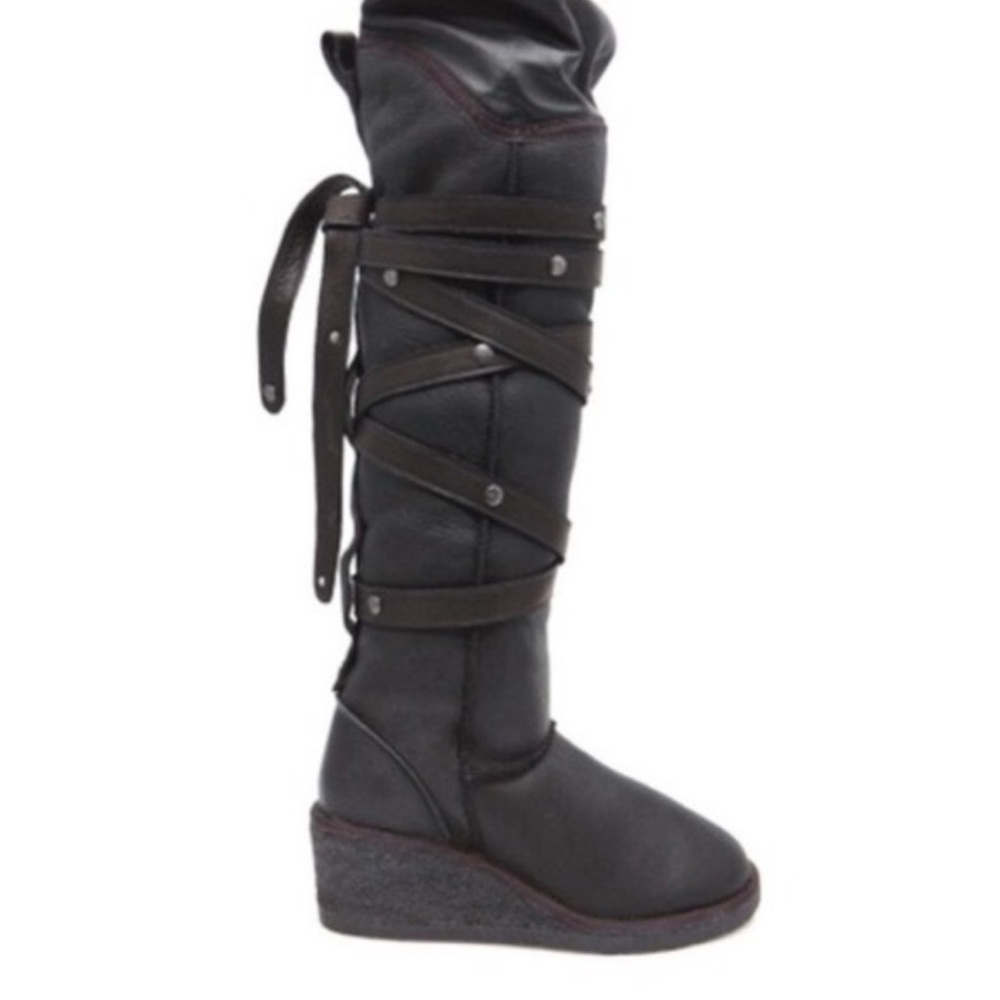 Kookaburra Black Knee-High Boots (rare)